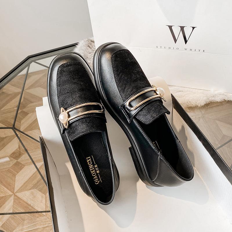 Plus Size 43 Women Loafers  New Fashion Style Metal Ring Buckle Pu Leather Slip -On Office Lady Shoes Big Size Woman Flats