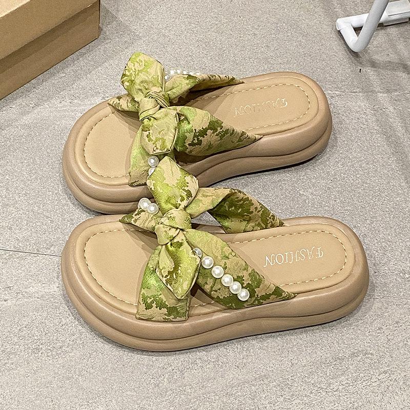 

Cool slippers women s summer wear 2025 new platform beach shoes Internet celebrity women s casual fashion word slippers women 40 зелёный