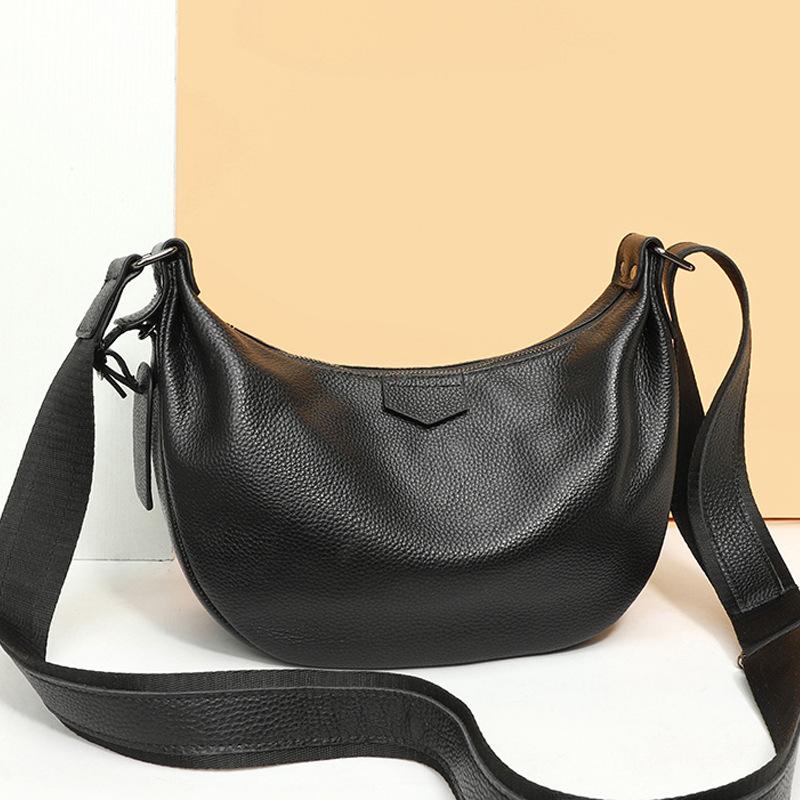 Dumpling-style Fashion Casual Crossbody Bag with Shoulder Strap, High-end Commuter Bag for Women