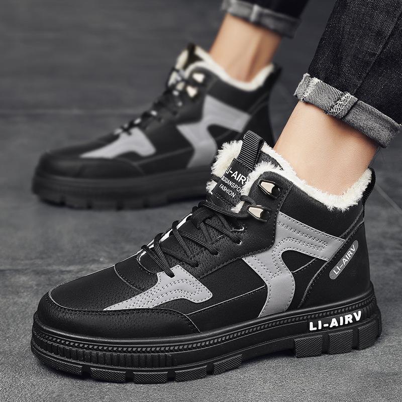 Men's Shoes Spring 2024 New High Tooling Helper Velvet Light Casual Martin Men's Versatile Labor Insurance Shoes Men's