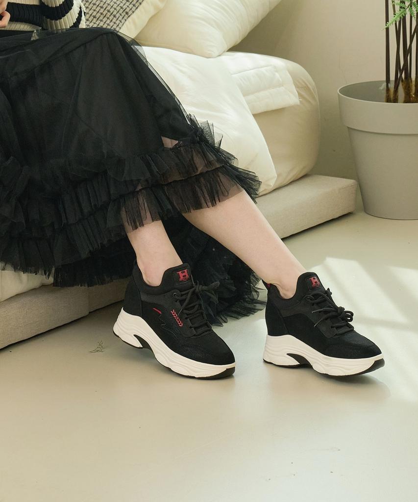 Henlymain Perry Genuine Leather Embossed Women'S Sneakers