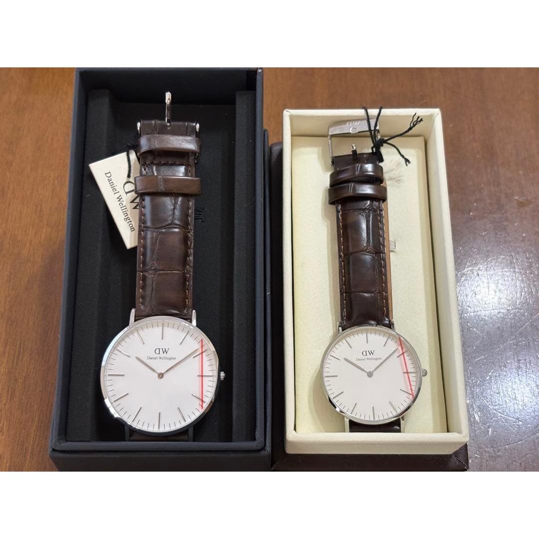 Used Daniel Wellington Classic York pair (dead battery)