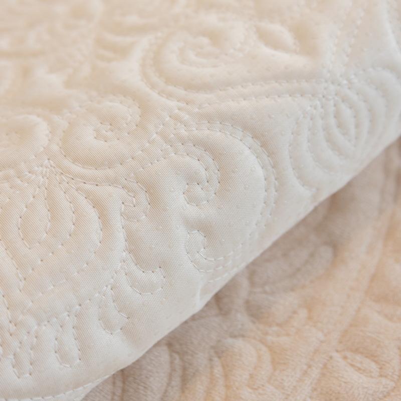 Crystal Velvet Sofa Cushion Winter Winter Embroidered Anti-Slip Leather Sofa Cover Cover Cloth New Thickened Plush