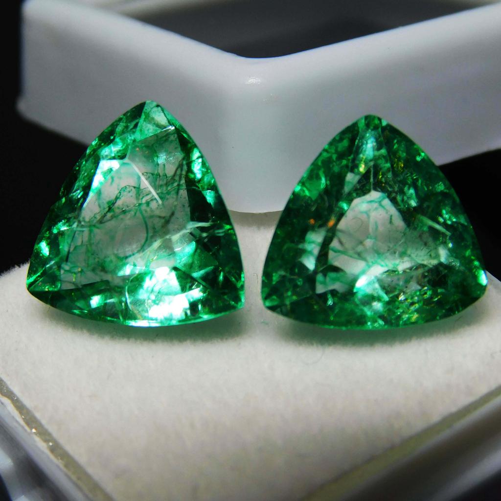 13 Ct Natural Untreated Green Colombian Emerald Certified Loose Gemstone A-2510