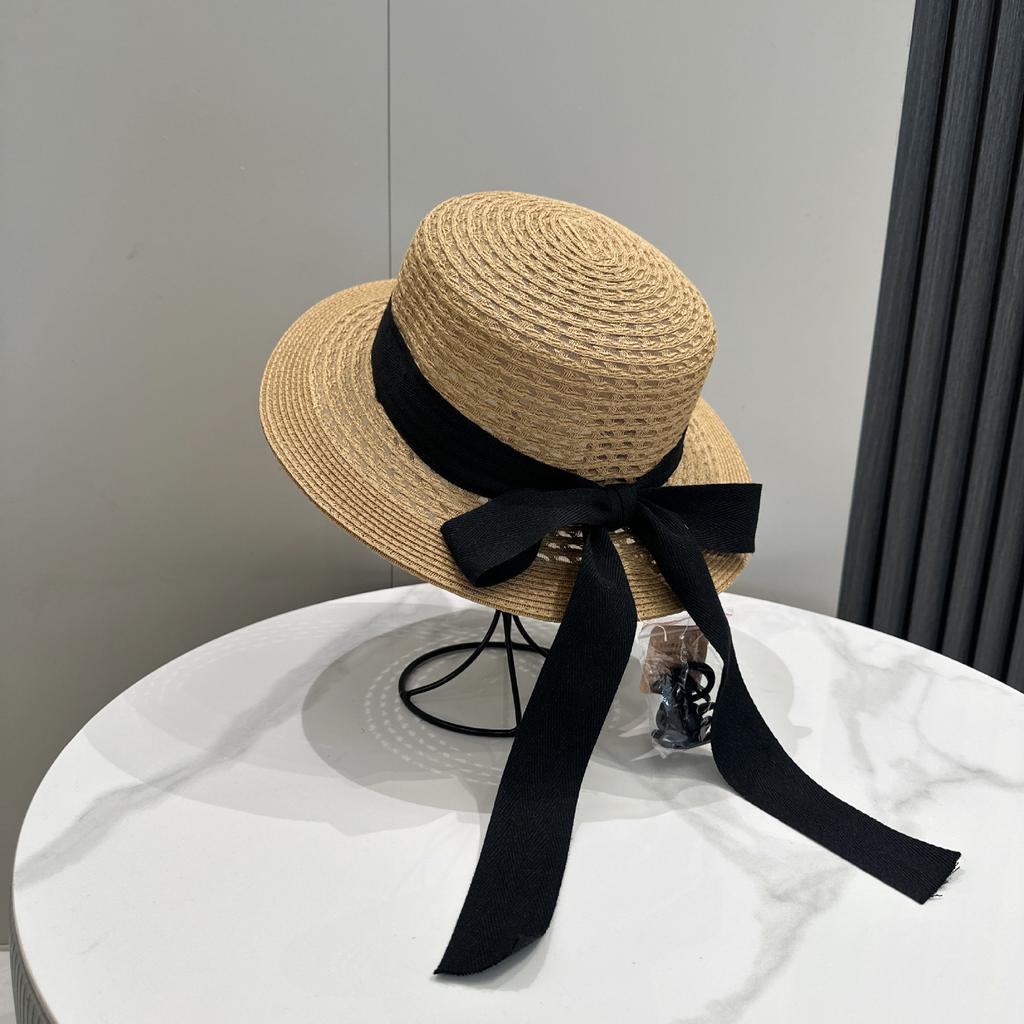 Korean Edition Summer Flat Top Straw Hat with Ribbon Bow Seaside Beach Vacation Sunscreen Hat for Children