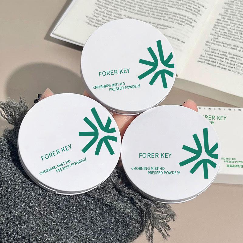 Dlouhotrvající pudr pro kontrolu mastnoty, voděodolný, pro všechny typy pleti