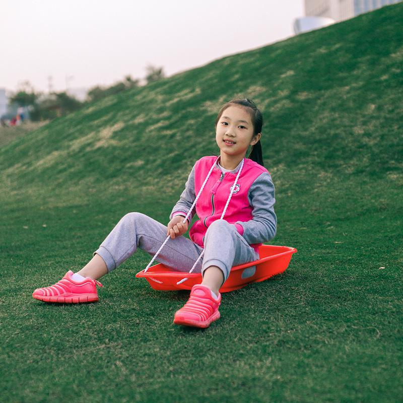 Children's 65cm Grass Skiing Board - Boat Shaped, Thickened Design for Sand Skiing and Desert Grass Skiing