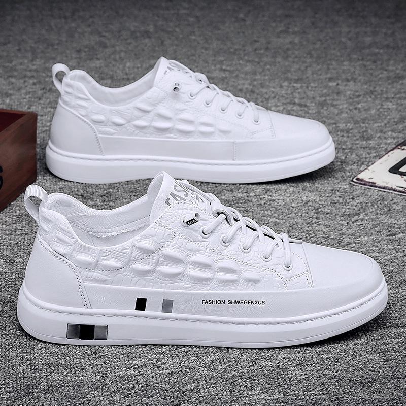 Summer New Comfortable Fashion Men's Shoes Fashion Trend Casual Board Shoes Autumn Tide Shoes Round Head White Shoes