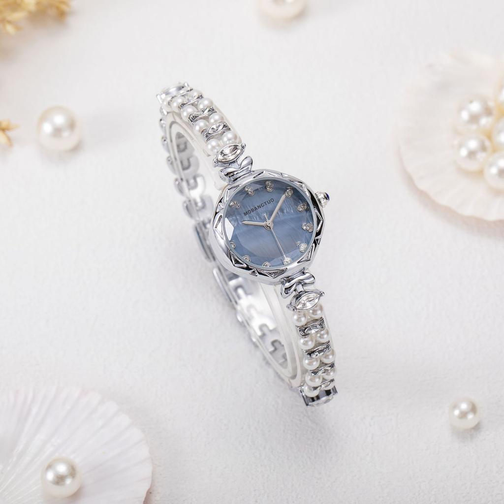 Light Luxury Bracelet Watch, High-End Fritillary Quartz Watch, Women'S Small Fashion Trend Temperament