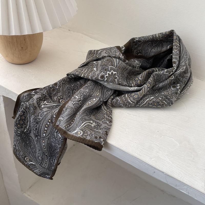 

Paisley Silk Scarf for Women In Spring and Summer Classical Long Scarf Warm Decorative Scarf 140*40cm