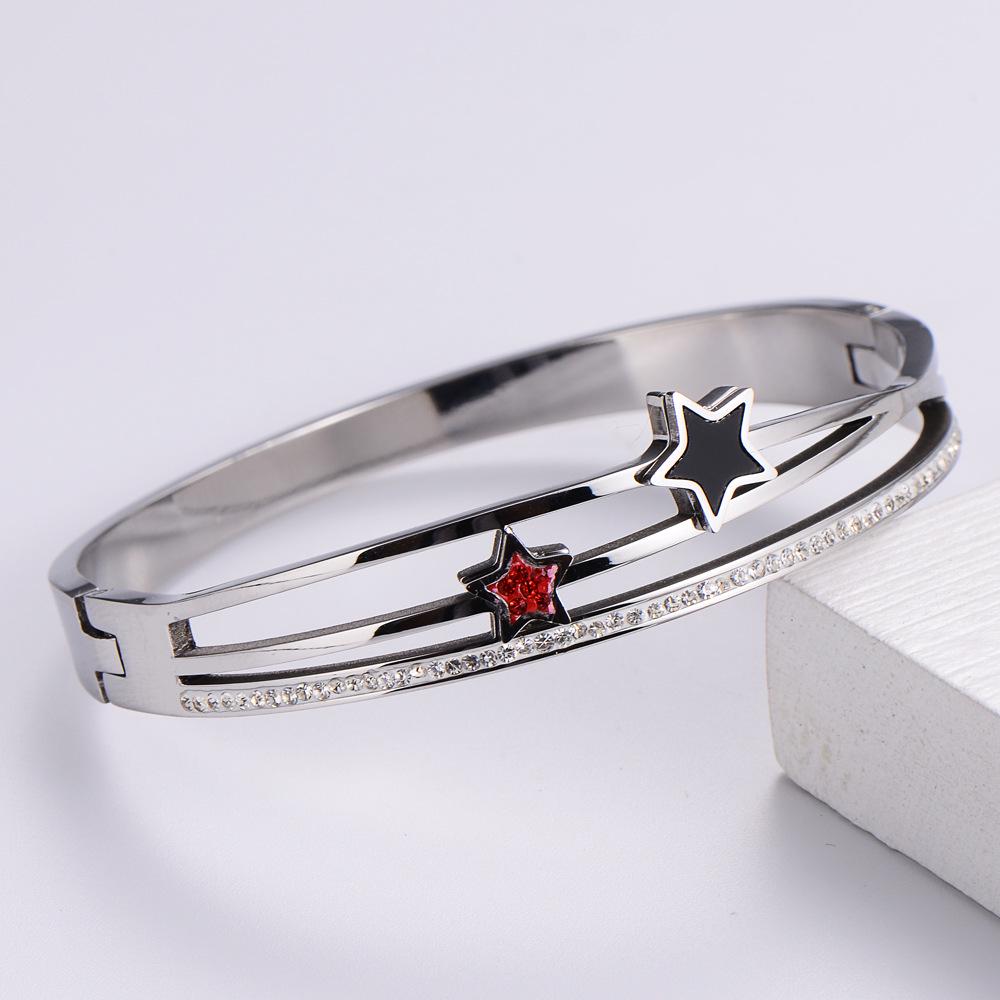 

Exquisite Lucky Star Diamond Buckle Bracelet - Elegant Christmas Gift for Friends