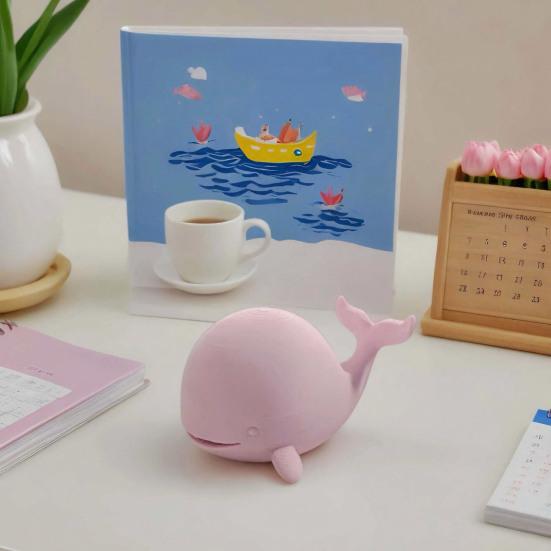 Cute Whale Figurine, 3D Printed Whale Ornament Desktop Decoration, Mini Whale Statue for Office Home Desk