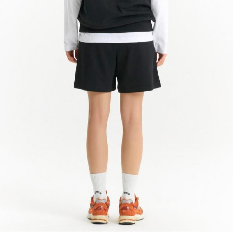 New Balance Shorts Kqj Nbnve21053 19 Public Essential Pin Tuck 5 Part Shorts  Sta