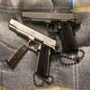 Alloy 1:3 Mini 1911 Pistol Model Keychain Pendant Detachable Fake Toy Gun For Weapon Adult Children Christmas Gift