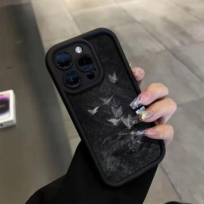 Ladder light cold wind sketch butterfly suitable for Apple 15promax mobile phone case iPhone14plus new 13