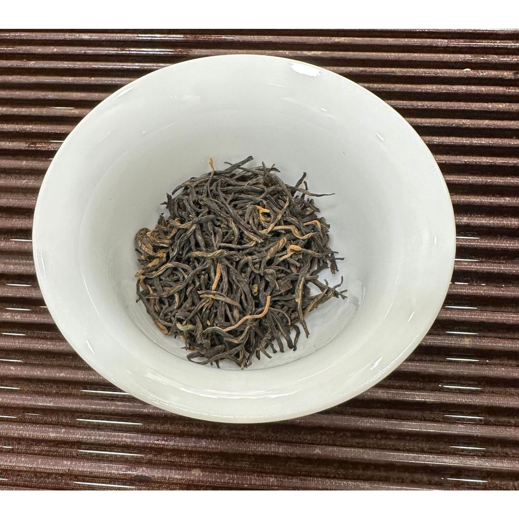 Fujian Wuyi Mountain Jin Jun Mei Černý čaj 125g Zdravý nápoj