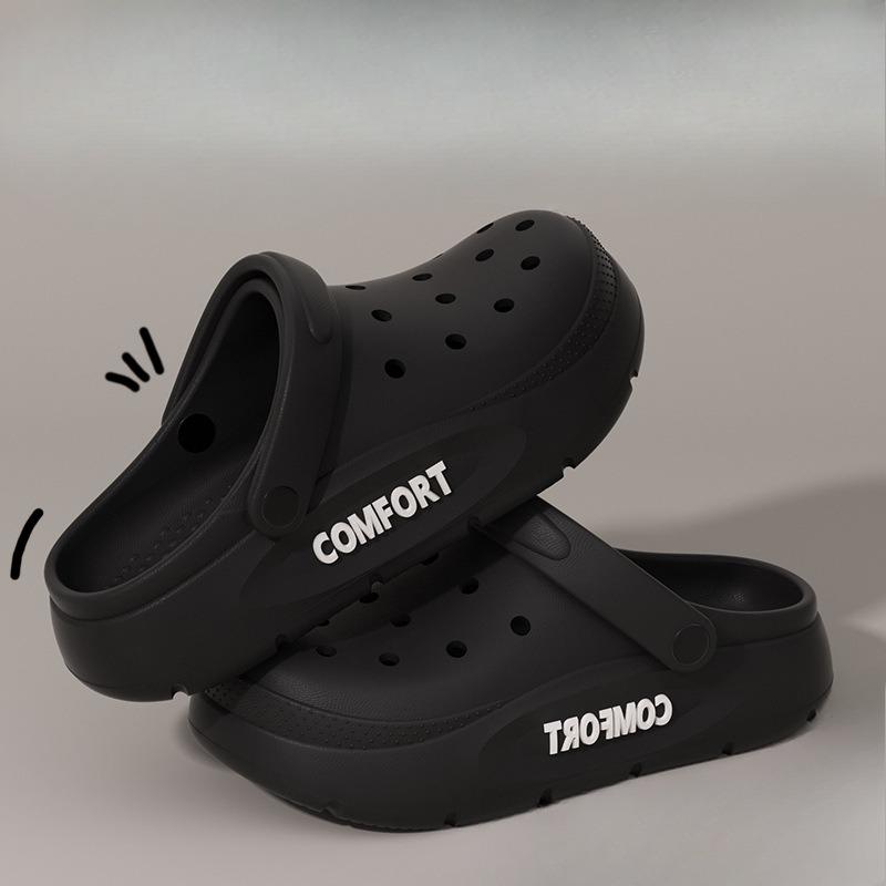 

Outerwear Thick-soled Beach Flip-flops and Anti-slip Shoes Fits 43-44