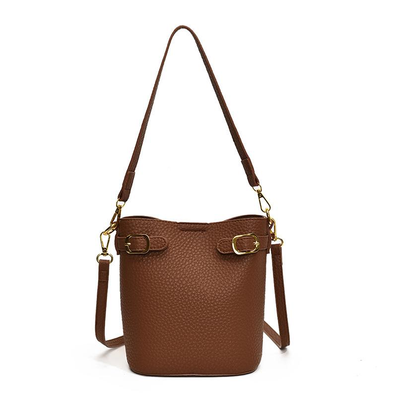 Retro bucket bag women's autumn and winter new casual simple texture messenger bag fashionable commuter shoulder bag women