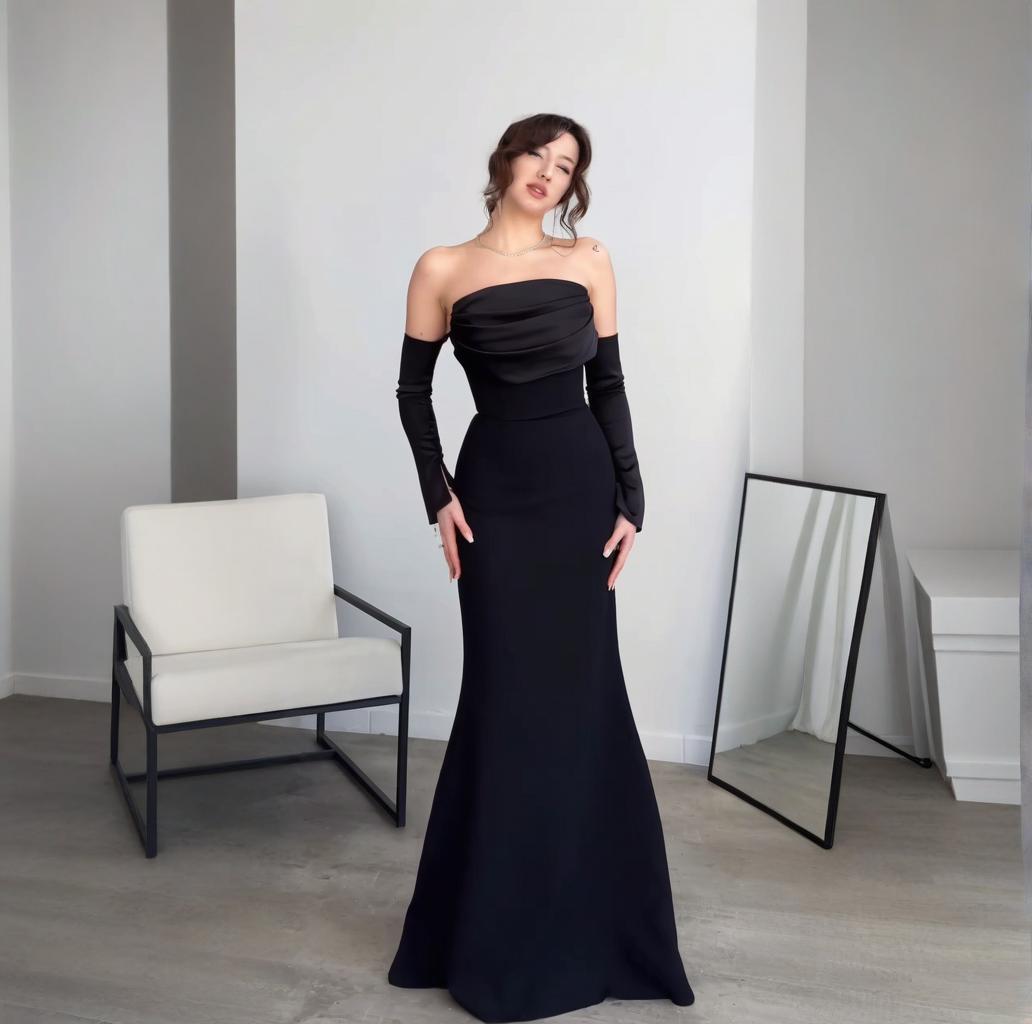 

Летнее европейское и американское вечернее платье без бретелек на молнии, приталенное, однотонное, 2025 Small чёрный