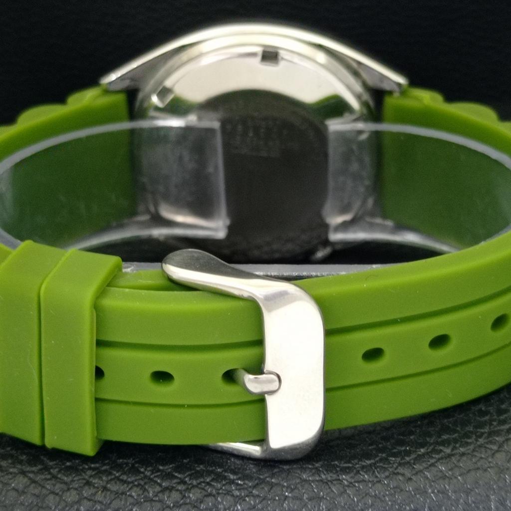JAPAN VINTAGE SEIKO 5 AUTOMATIC 6349A MENS GREEN COLOR DIAL WATCH a702330-5 R124-a702330