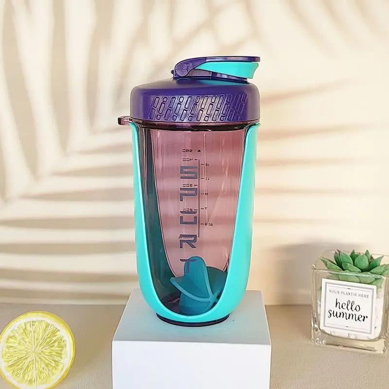 New 590ML protein powder shake cup sports shaking cup office girls portable portable water cup with carry rope