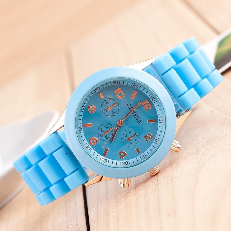Spot GENEVA Silicone Watch Colored Jelly Student Leisure Watch Three Eyes No Diamond Geneva Watch