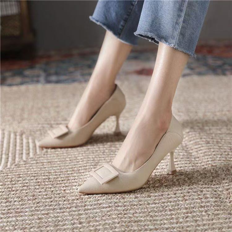 Pracovní boty měkká kůže neunavené nohy tenké podpatky lodičky dámská přezka podzim nové špičaté mělké ústí vysoké podpatky