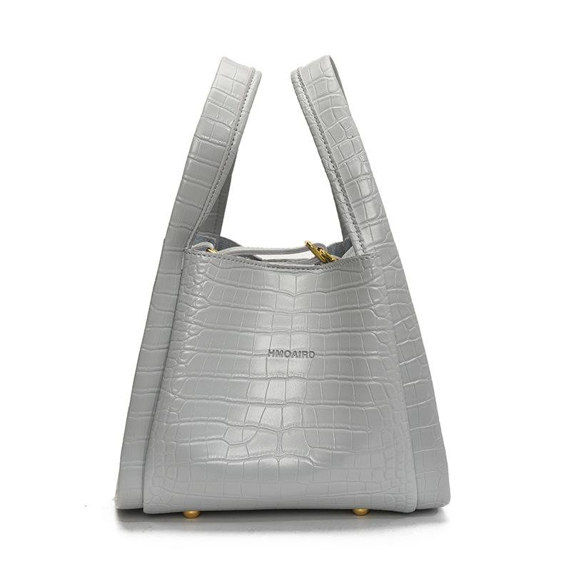 

Модная женская сумка через плечо синий