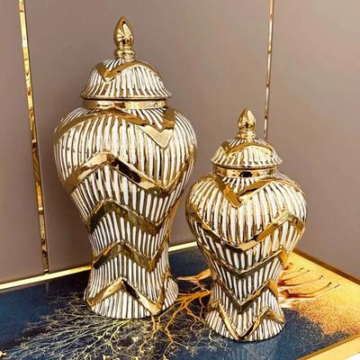 Luxuriöse Wohndekoration, Trockenblumenvase, Kunstwerk, Vorratsglas, galvanisiertes Goldkariertes Keramikgefäß, allgemeines Glas, Hotel-Ausstellungsvase