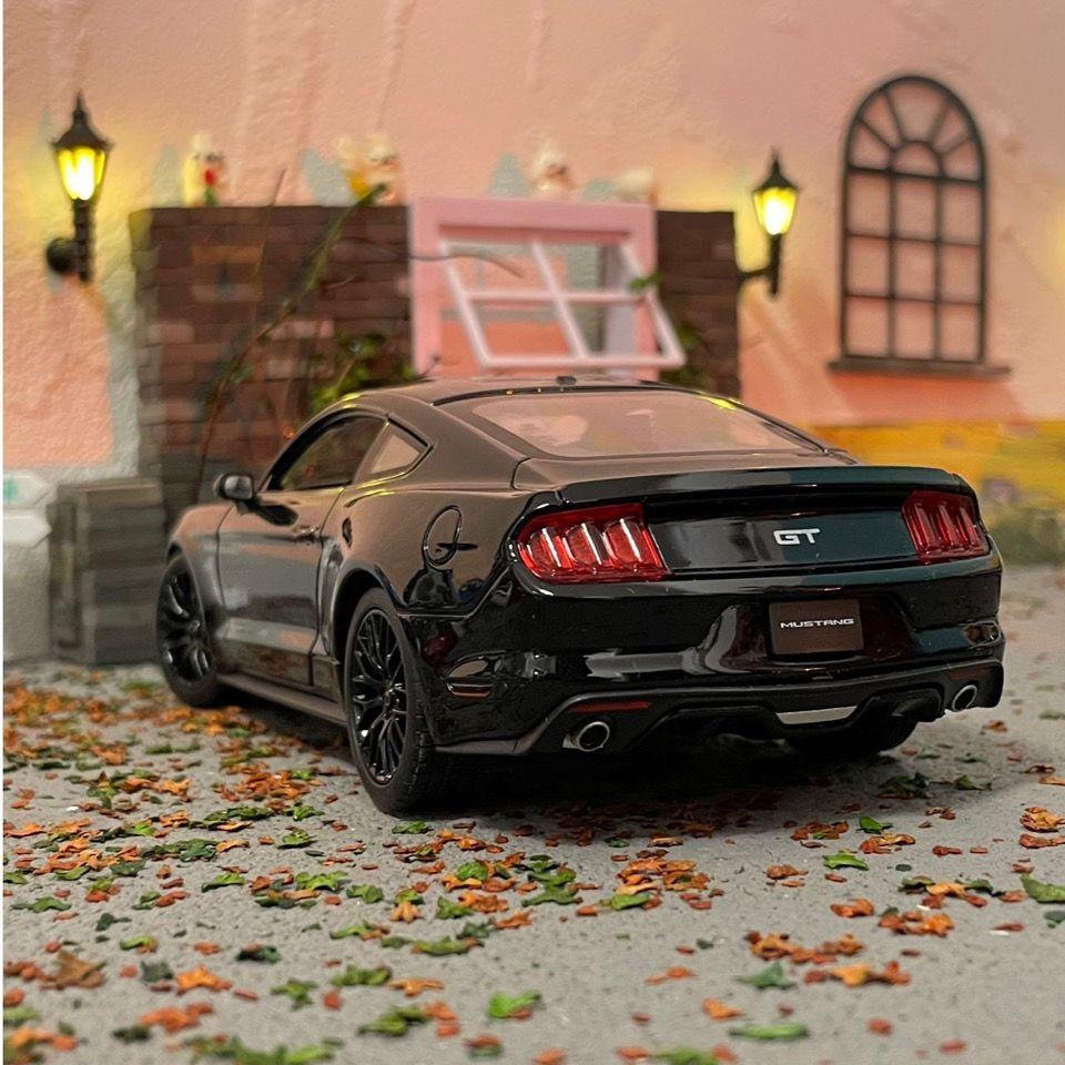 Welly 1:24 Ford Mustang GT Alloy Sports Car Model Diecasts Metal Racing Vehicles Car Model Simulation Collection Childrens Gifts