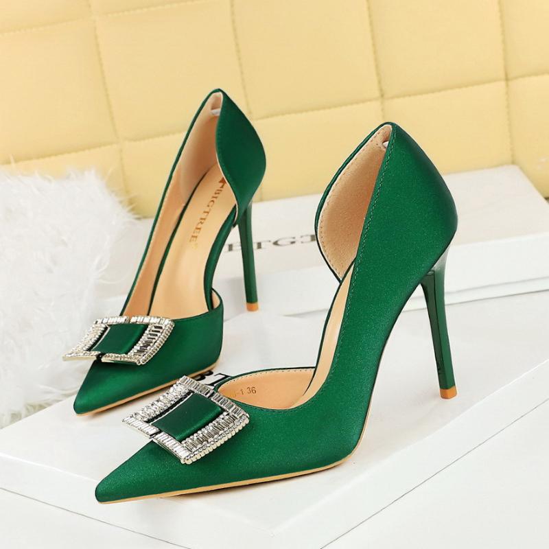European And American Fashion Banquet High Heels Slim Heels Super High Heels Satin Side Empty Metal Pointed Toe Single Shoes