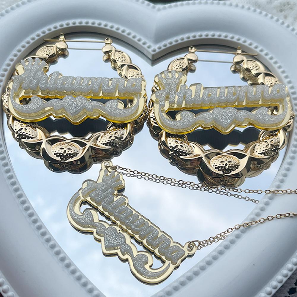 QIUHAN OEM Acrylic Stainless Steel Glitter Customized Name Necklace Earring Set necklace золотой