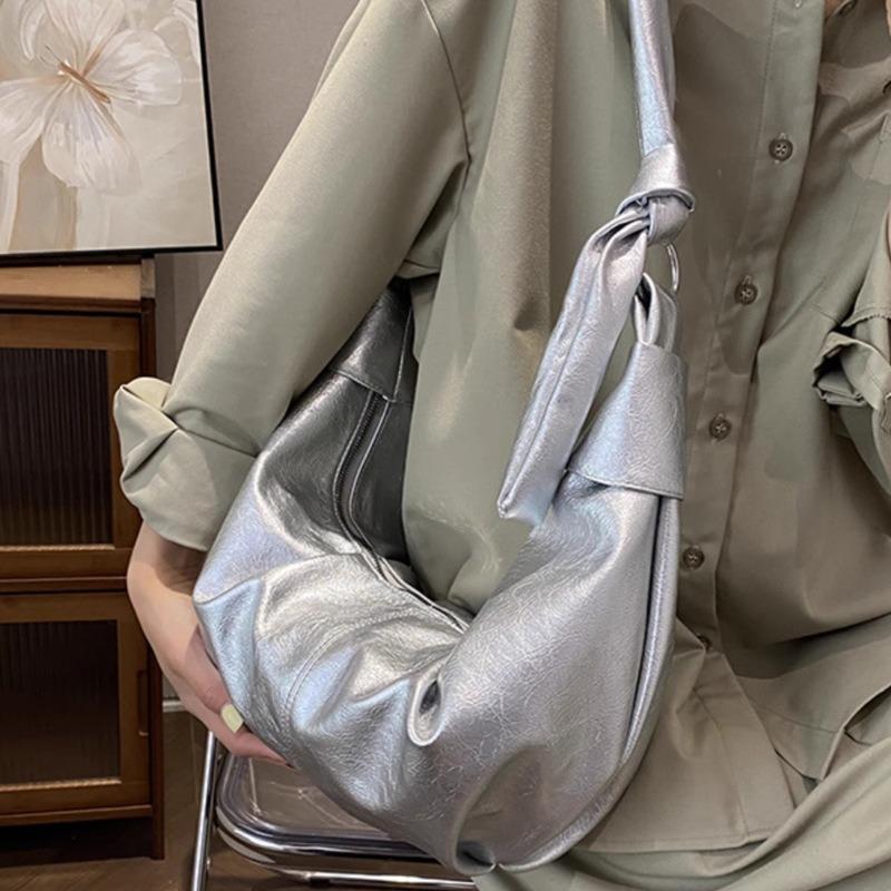 Casual Lazy Large-capacity Soft Leather Bag Women's Autumn and Winter New Simple Single Shoulder Oblique Span Commuter Dumpling Bag