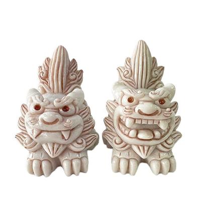Kubakasaya Shisa Figurines, Okinawa Souvenir, Pair of Brave Shisa for Entryway, Good Luck, Feng Shui, Protection from Evil, Auspicious Charms, Ryukyu