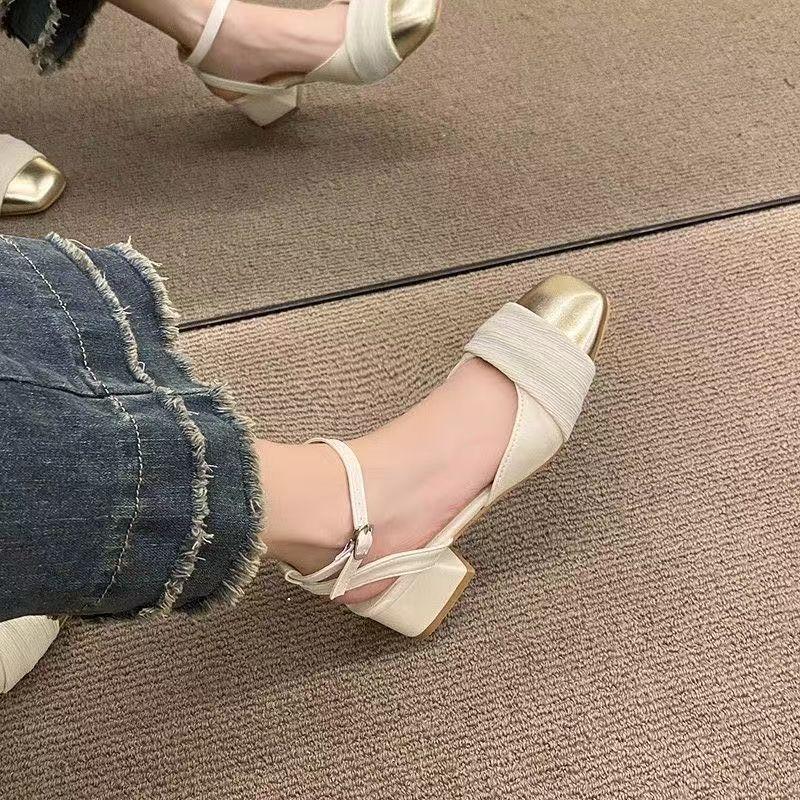 Fee Xiaoxiangfeng mit Rock dicker Absatz Mary Jane Einzelschuhe Taschenkopf Französische mittelhohe Sandalen Damen 2025 Sommer und Herbst neu