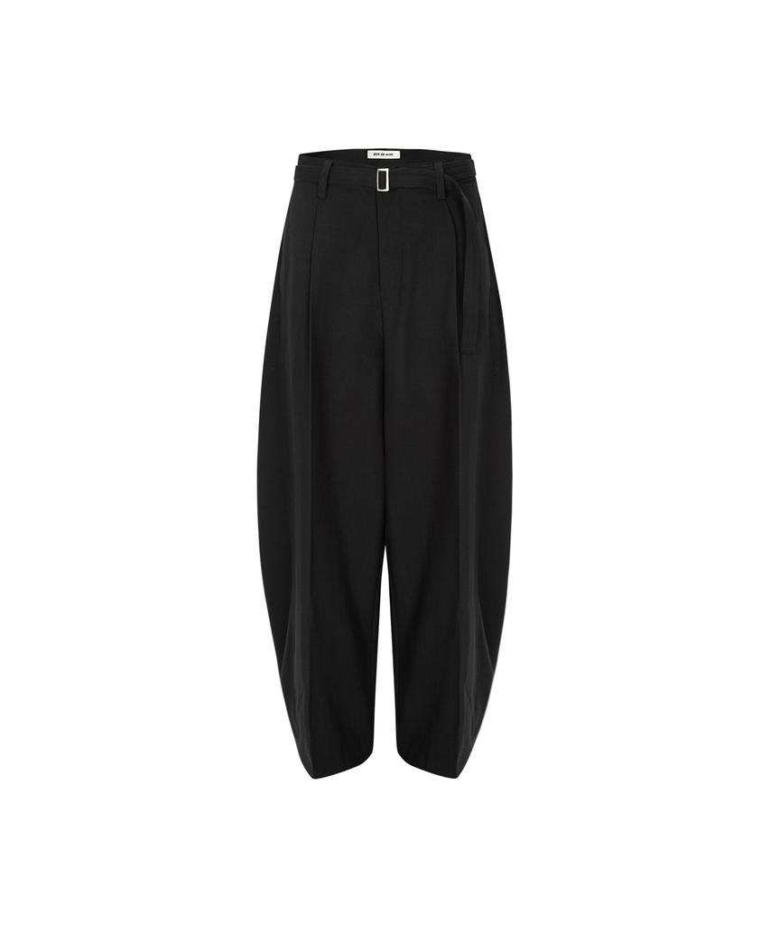 Beleudeunua Pleated Wool Belt Curve Slacks (Black)