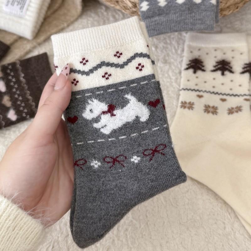 Wool Socks for Autumn and Winter, Three-dimensional Jacquard Warm Mid-calf Women's Socks, Retro Warm Thickened Socks