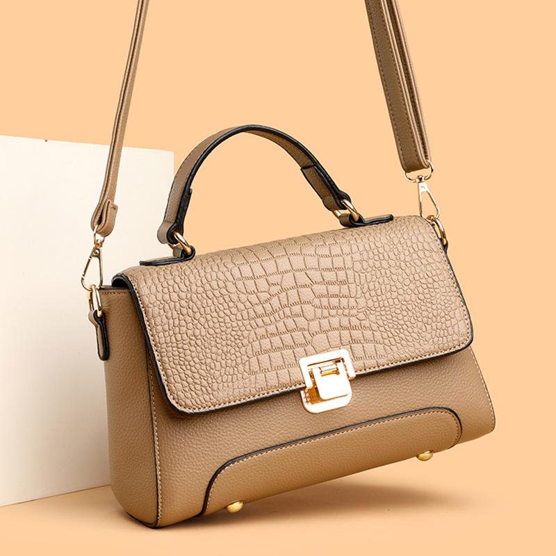 New Autumn and Winter Women's Bags, Fashionable and Versatile Textured Shoulder Messenger Bags, Casual Commuting Portable Small Square Bags