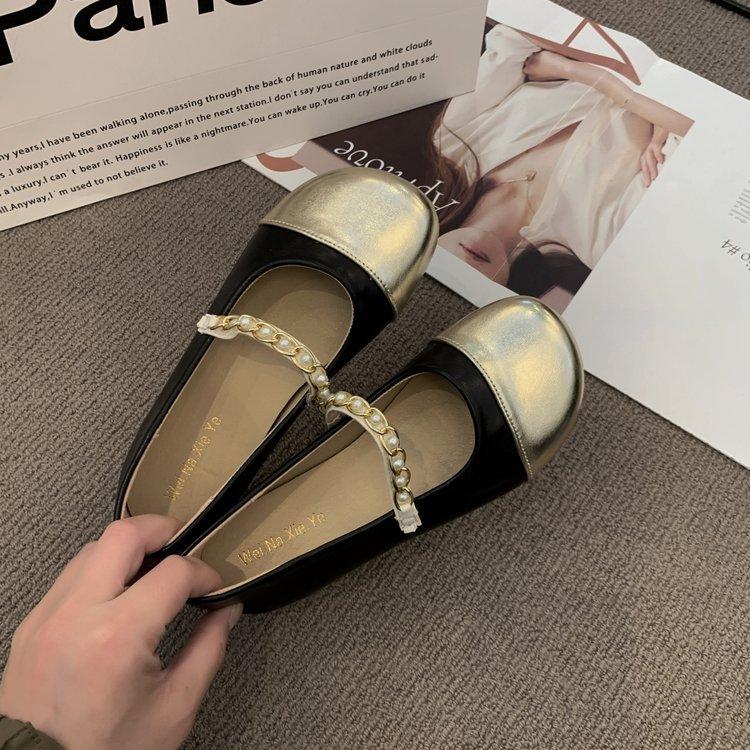 Single Shoes Women's Xiaoxiangfeng Flats 2025 New Spring and Autumn Mary Jane Evening Evening Breeze Gentle Shoes with Skirts Doudou Shoes