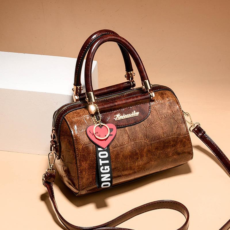 Textured handbag New stone pattern design Shoulder bag Casual attendance Universal messenger bag