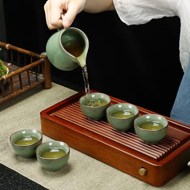 Bafang Li Xiqiyangyang 12-Piece Chinese Stainless Steel Tea Set