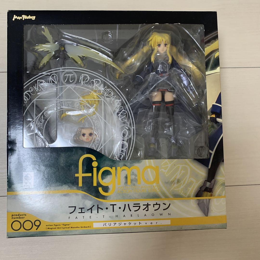 

[Б/У] figma Fate/stay Night: Куртка-барьер Harlaown Ver. (Девочка-волшебница Лирика…