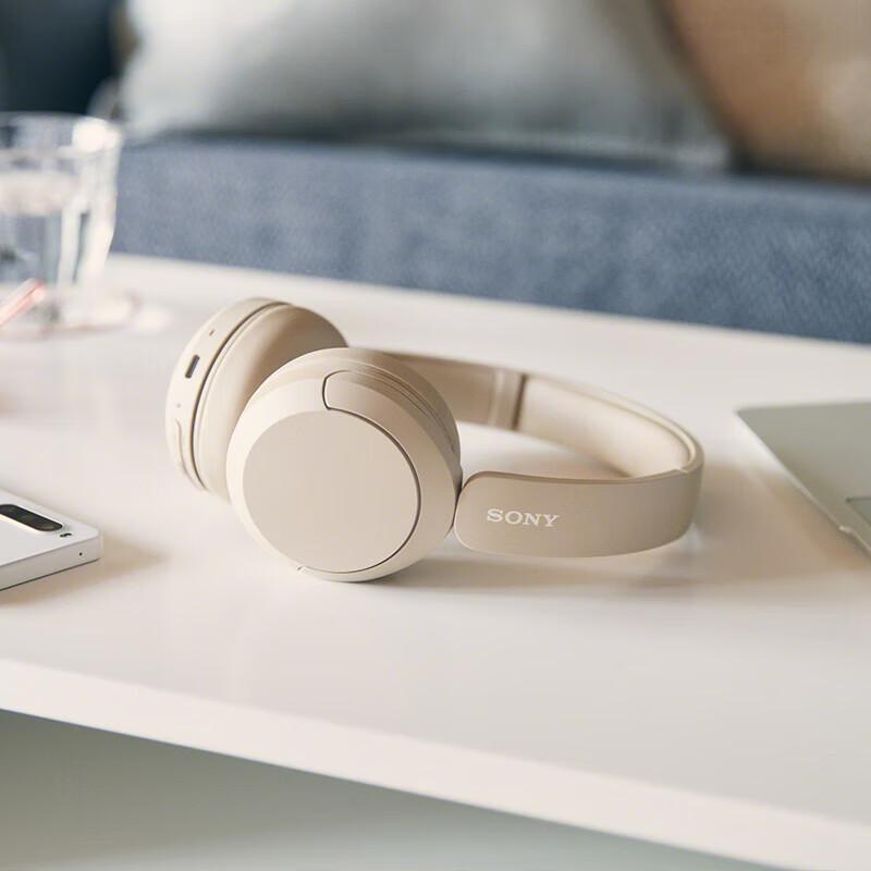 Sony WH-CH520 Wireless Over-Ear Bluetooth Headphones