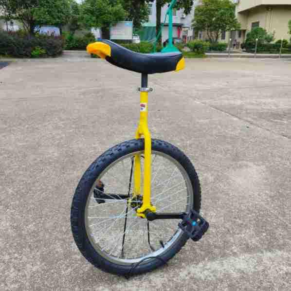 Height-Adjustable Single Wheel Unicycle with Steel Rim and Pedals