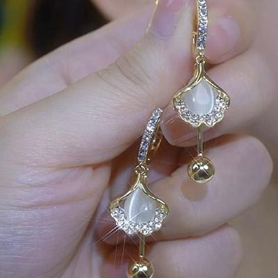 New Design Sense Opal Ginkgo Biloba Earrings Women, Small Fresh Ear Buckle Earrings Temperament Versatile Internet Celebrity Earrings
