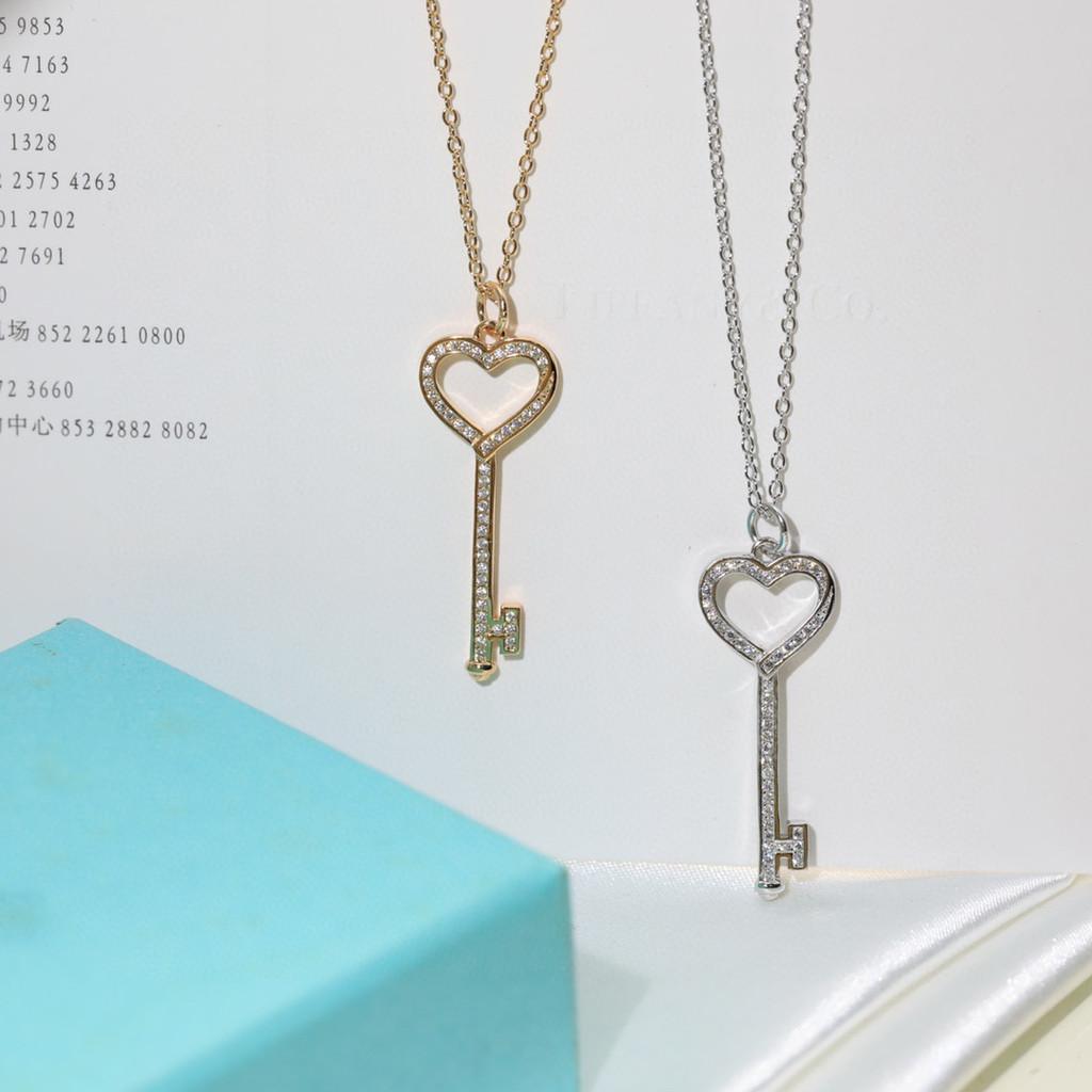 Key Necklace S925 Made of Pure Silver Material, Exquisite Version with Adjustable Chain Length of 45cm Daily Wear, High-quality Jewelry