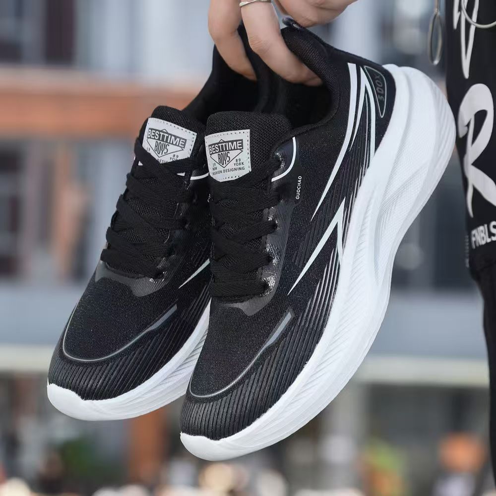 Men's shoes 2025 summer new ultra-light mesh soft shock absorption rebound casual breathable versatile deodorant running transportation