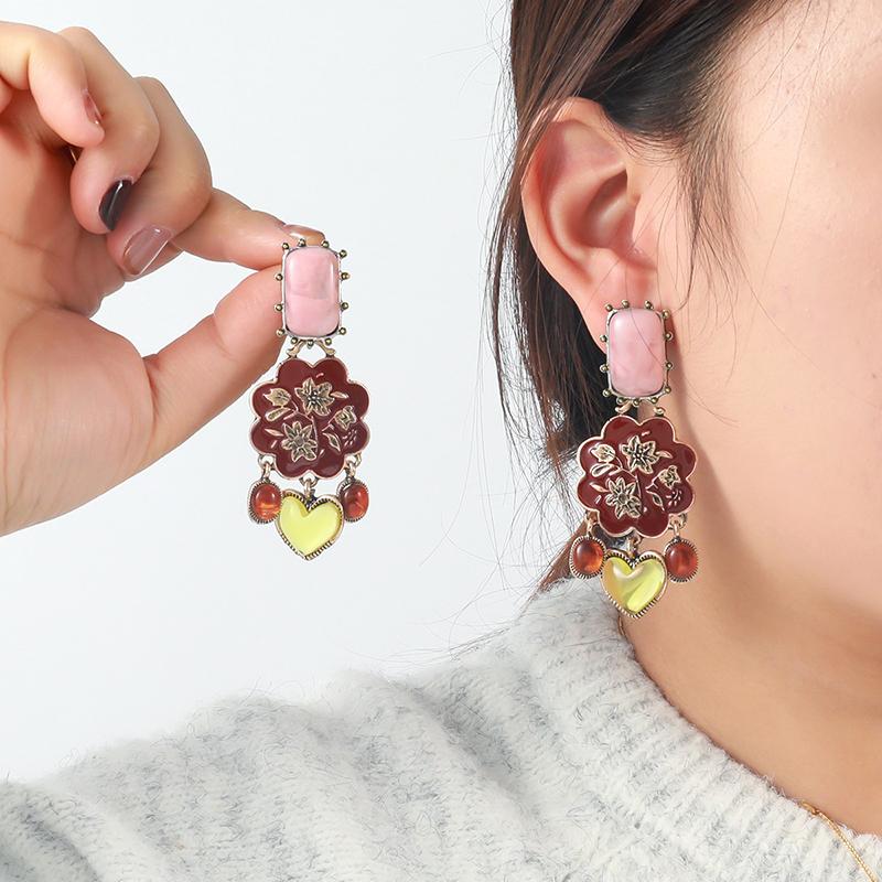 Retro Ethnic Style Resin Heart Dangle Earrings For Women Exquisite Charm Trendy Enameled Flower Earrings Party Jewelry Gift