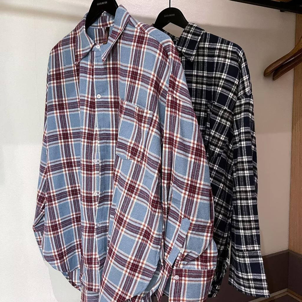 2024 Rutig långärmad skjorta Japansk Hong Kong Style Ins Lös skjorta Pojkar Sommar Trendig Mångsidig Casual Coat