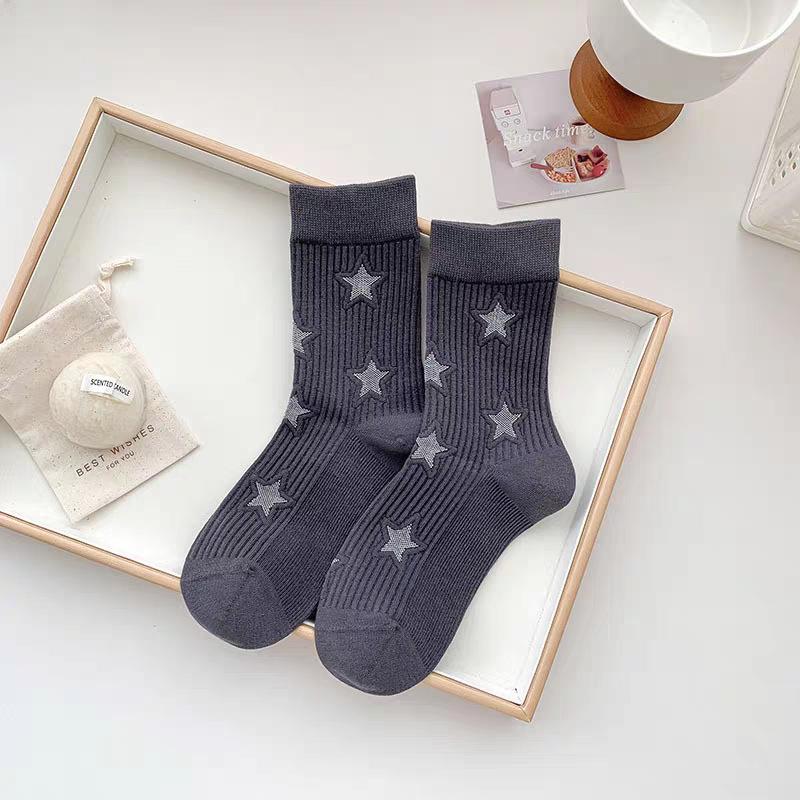 Women's Autumn and Winter Trend Fashion Personality Pure Cotton Five Pointed Star In The Tube Socks